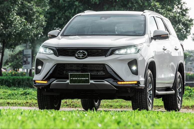 Toyota Fortuner 2023: Giá xe, thông số kỹ thuật và ưu đãi tháng 8/2023 | Toyota