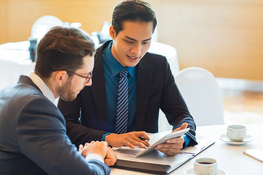 Bạn có thể tìm được những công việc lương cao nào nếu biết tiếng Anh? 10 công việc hàng đầu