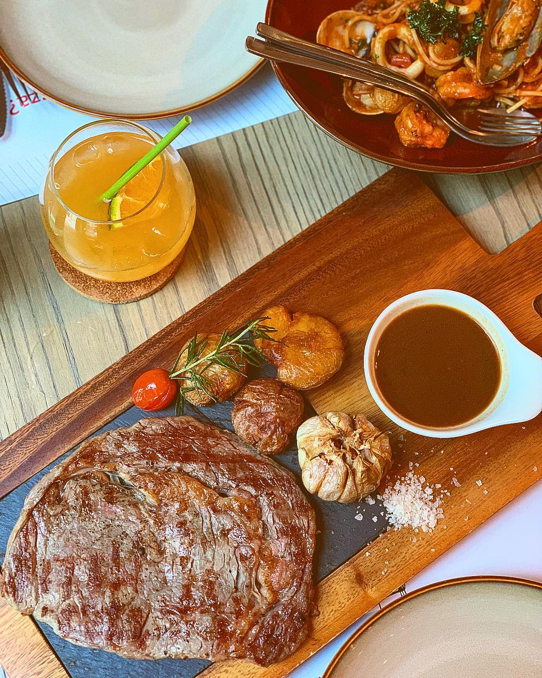 Nhà hàng NAMO Artisanal Pizzeria