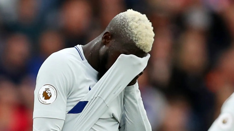 Nhưng dù biết là sai, Chelsea vẫn hy vọng kiếm lời từ cầu thủ Tiemoue Bakayoko Cầu thủ Tiemoue Bakayoko - Khó hiểu cho một tài năng