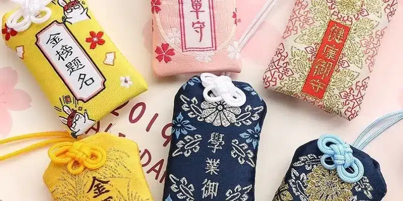 Hướng Dẫn Cách Làm Bùa Đánh Bài Chi Tiết Từ A Đến Z