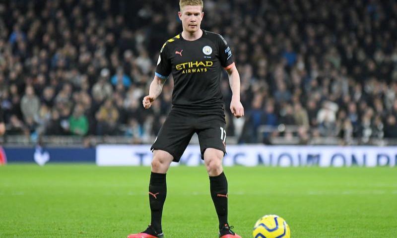 Phẩm chất của CAM trong bóng đá